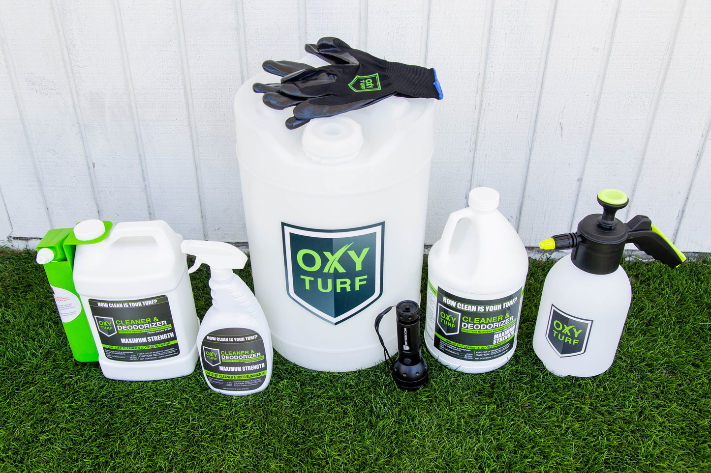 6-Gal Pail OxyTurf Turf Cleane- Deodorizer and Pet Odor Eliminator
