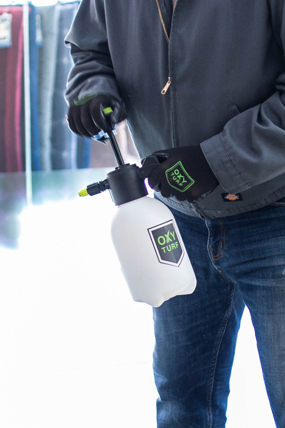 .5 Gal. EZ-Pump Sprayer For OxyTurf Turf Cleaner-Deodorizer and Pet Odor Eliminator